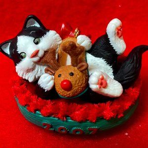 Mischievous Kittens Hallmark Ornament